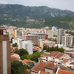 Madra Rooms And Apartments