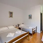 Madra Rooms And Apartments